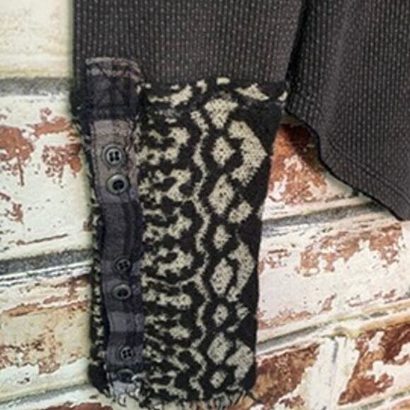 Free People We The Free Art School Cotton Blend Thermal Snap Button Cuff Blouse - Picture 6 of 10